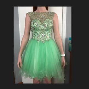 Angela and Alison Prom dress. Size 8.